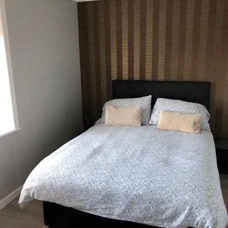 Saracen Head Hotel Beith Dış mekan fotoğraf